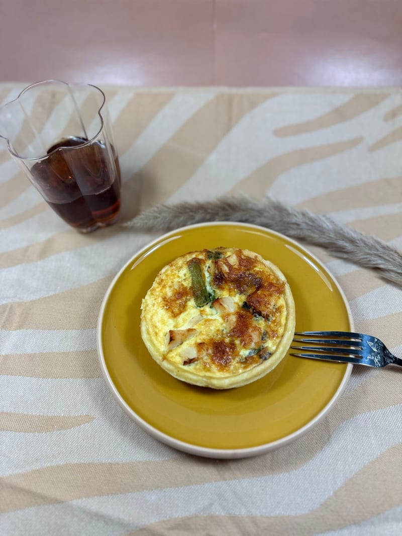QUICHE ASPERGE/POULET/COMTE